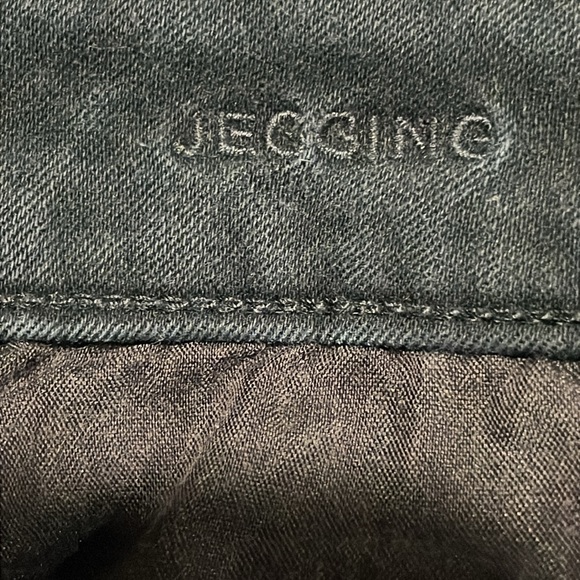 American eagle next level stretch black jeans, size 6 long - Picture 13 of 14